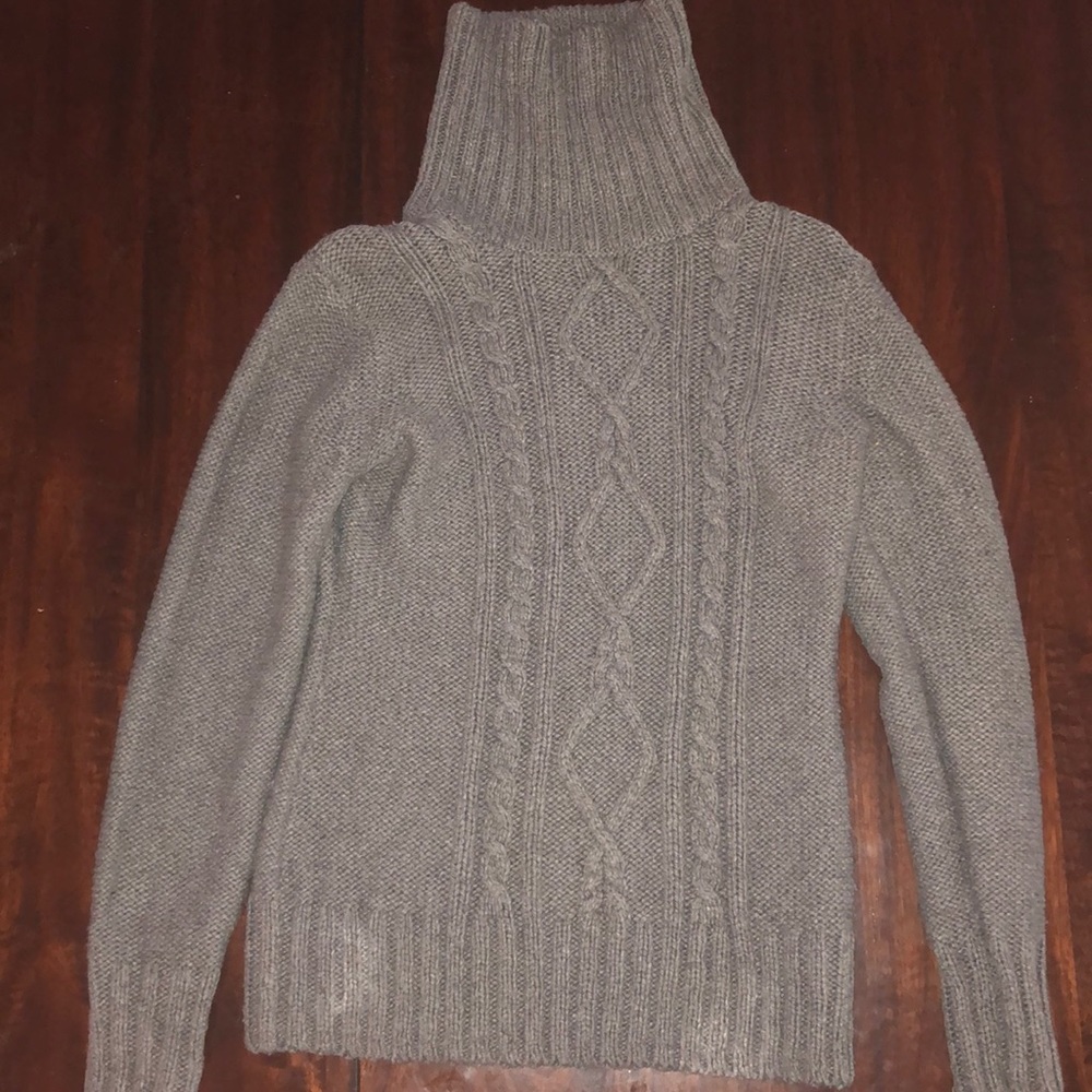 Columbia turtleneck sweater